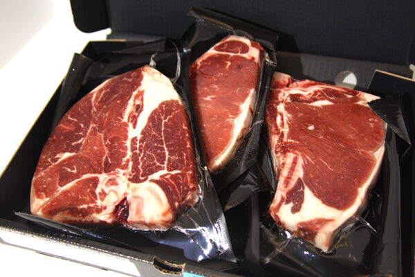 Cattle Bros Premium Beef Loin T Bone Steaks Package